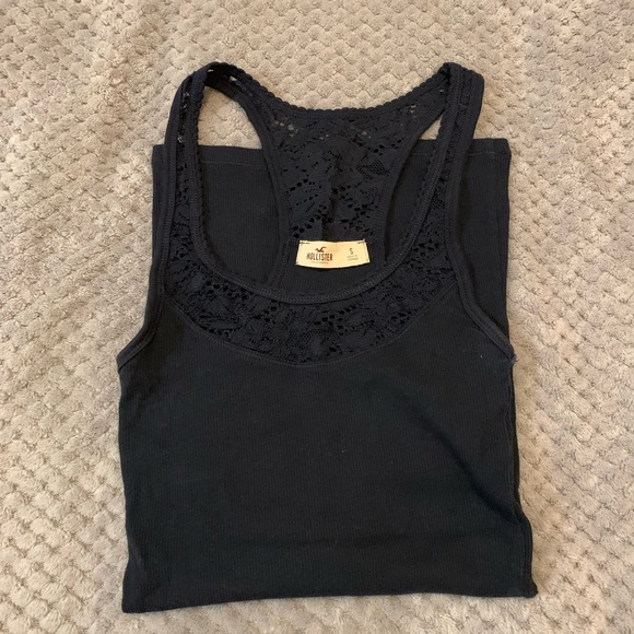 Hollister Navy Tank - Picture 1 of 3